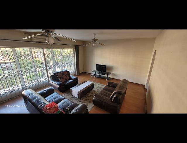 2 BEDROOM APARTMENT RENTED IN PELHAM